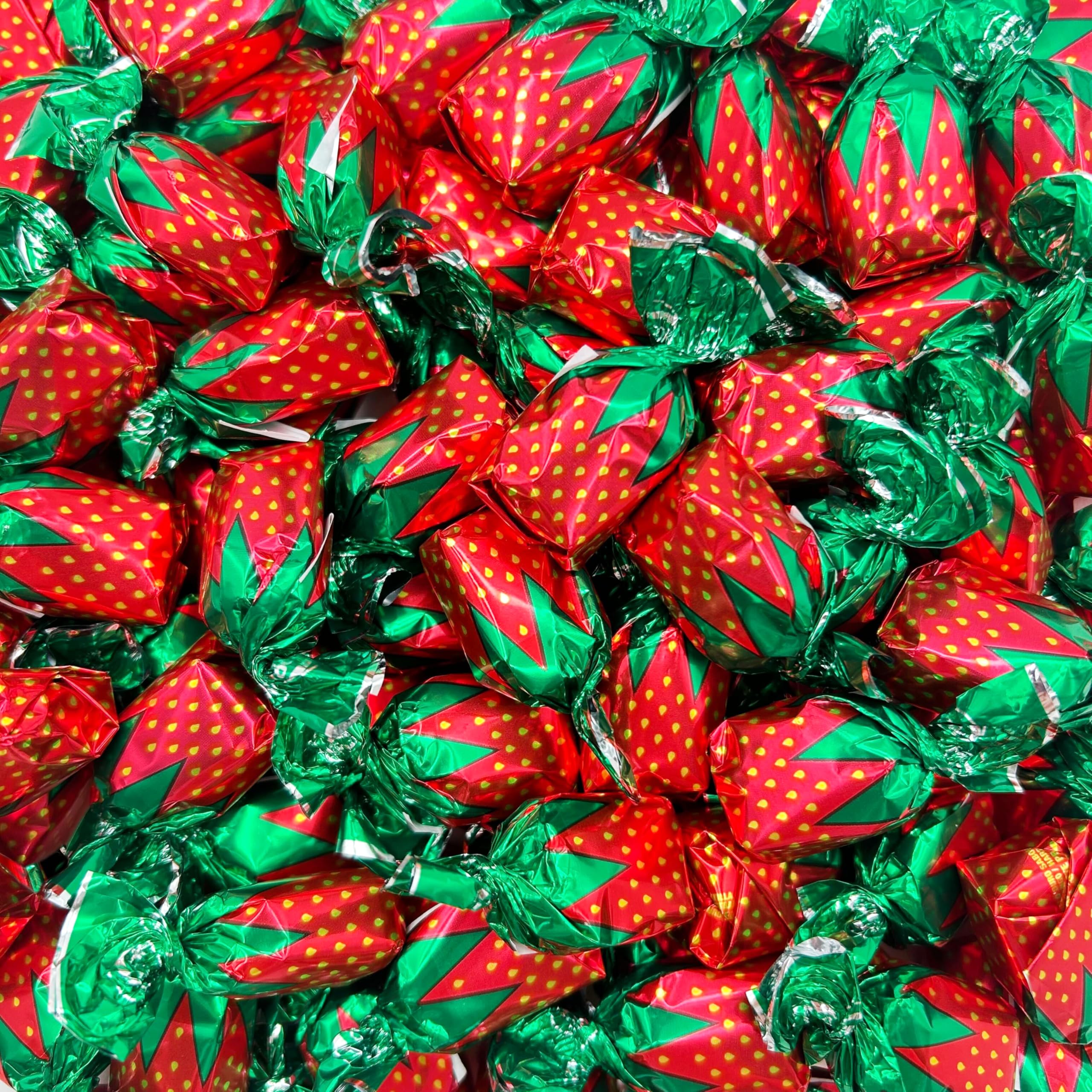 LAETAFOOD Arcor strawberry-filled bon bons in a 1-lb bag for sharing