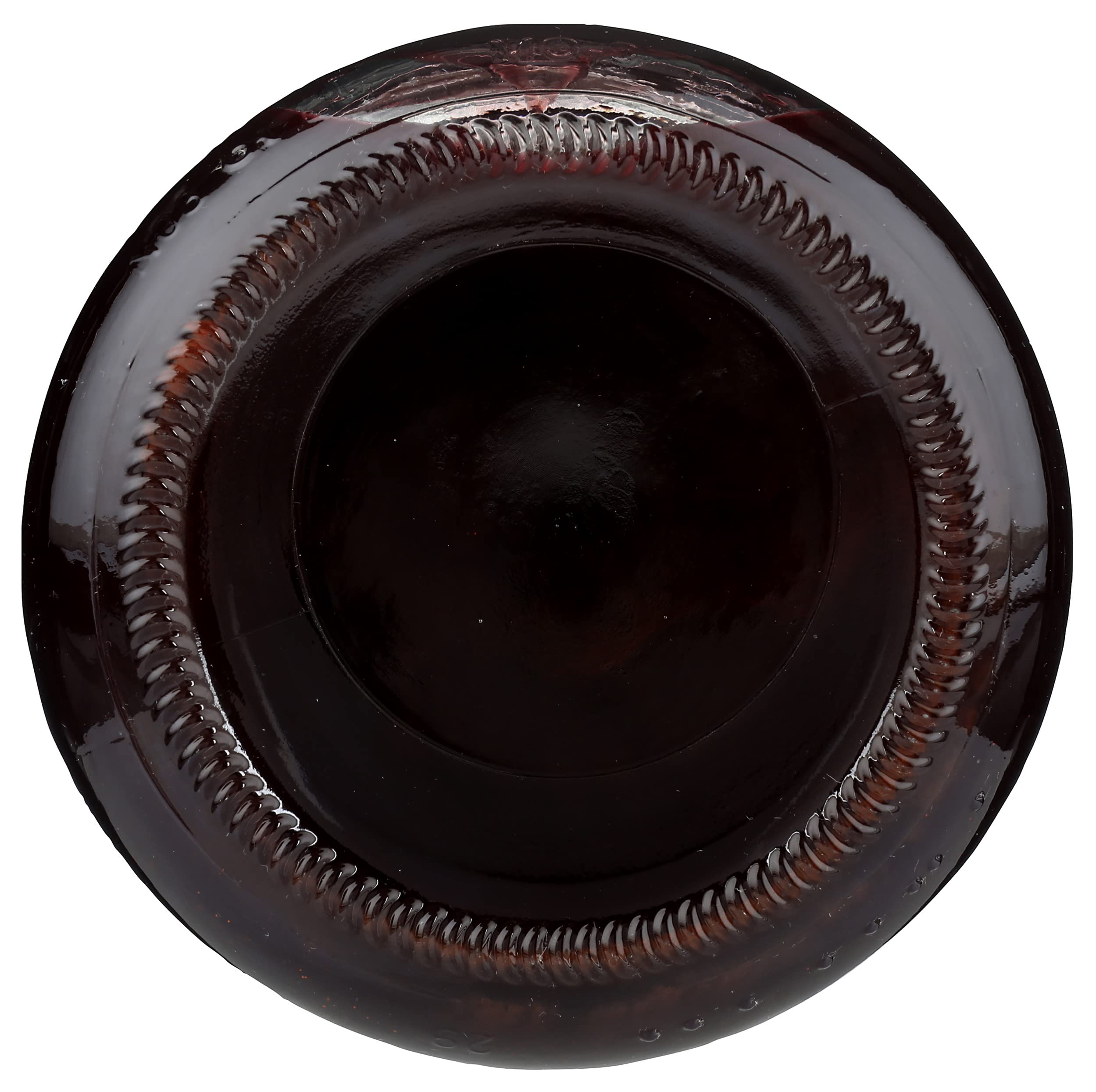 Lakewood 32 oz bottle on store shelf, convenient family-size option.