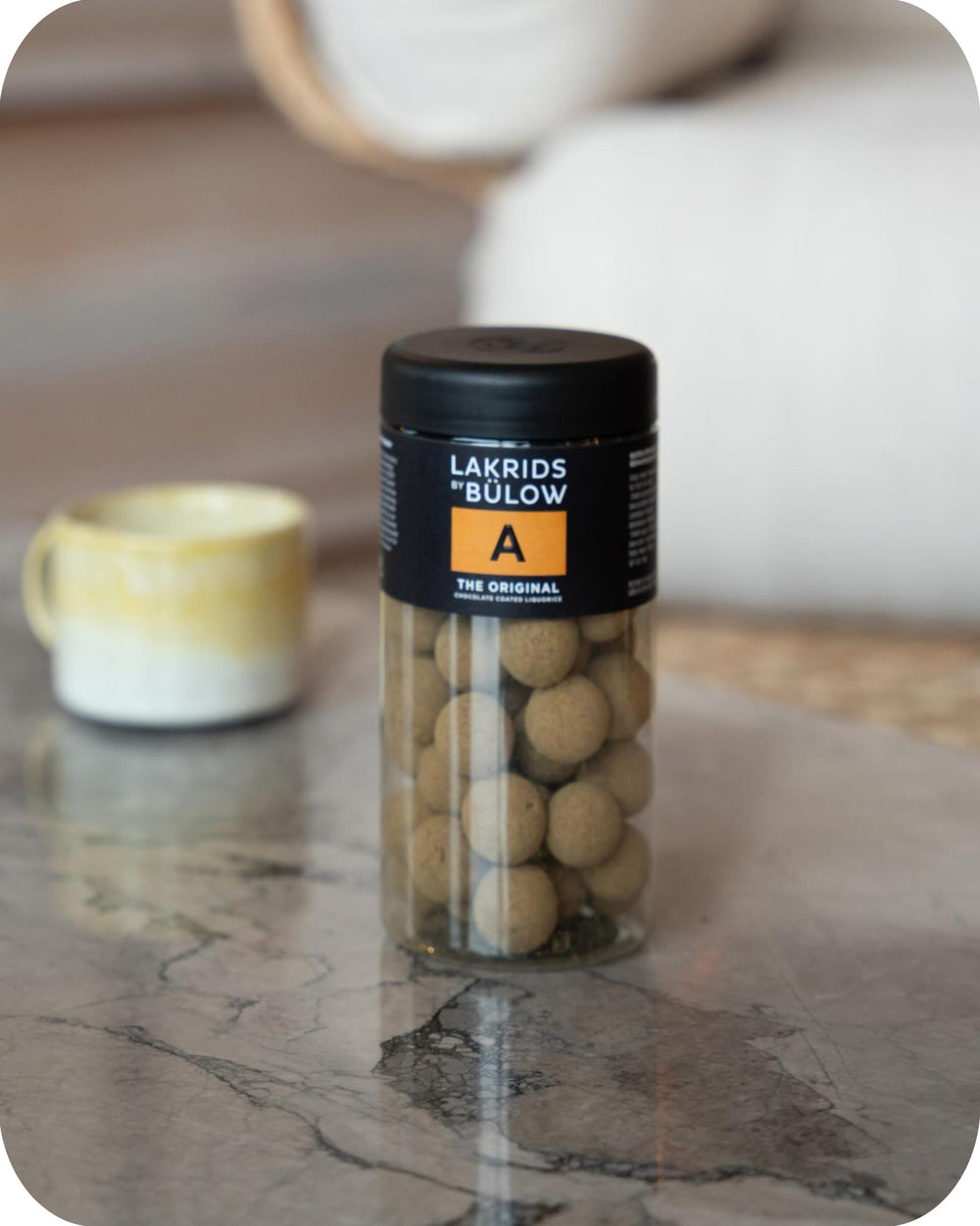 LAKRIDS BY BÜLOW licorice-core reveals a chewy center.