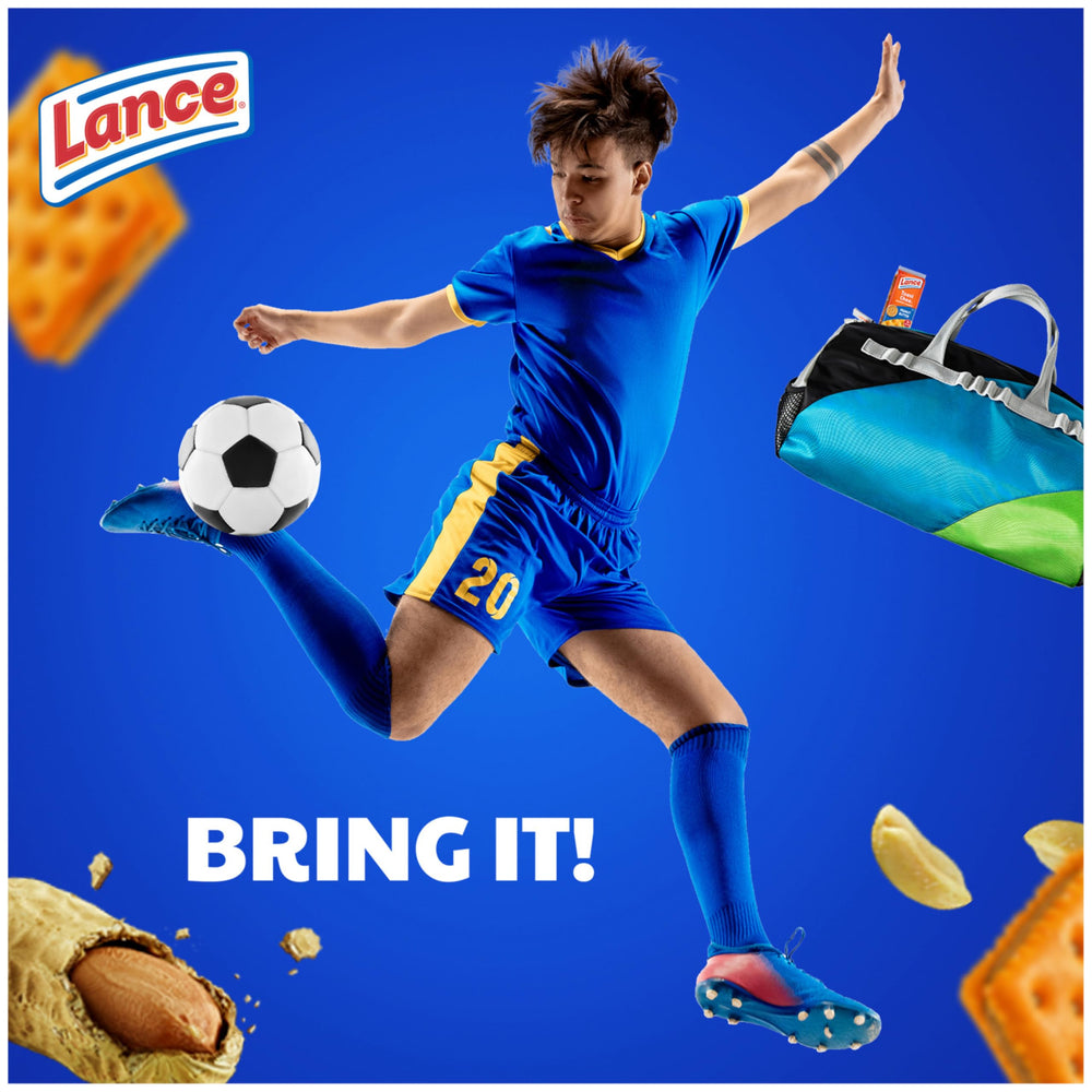 Lance ToastChee packaging and crackers stack, convenient 20-pack