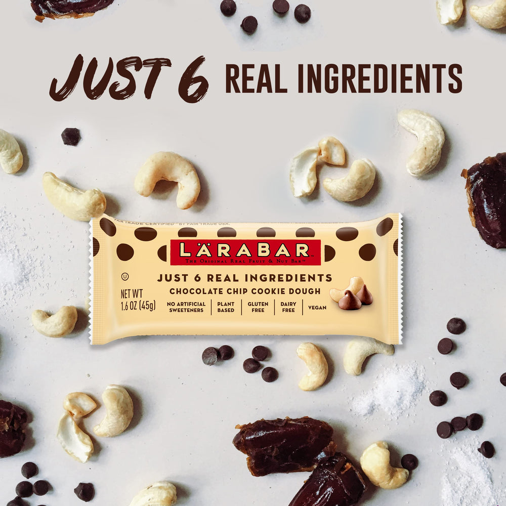 Close-up of chocolate chips and vanilla in the LÄRABAR bar