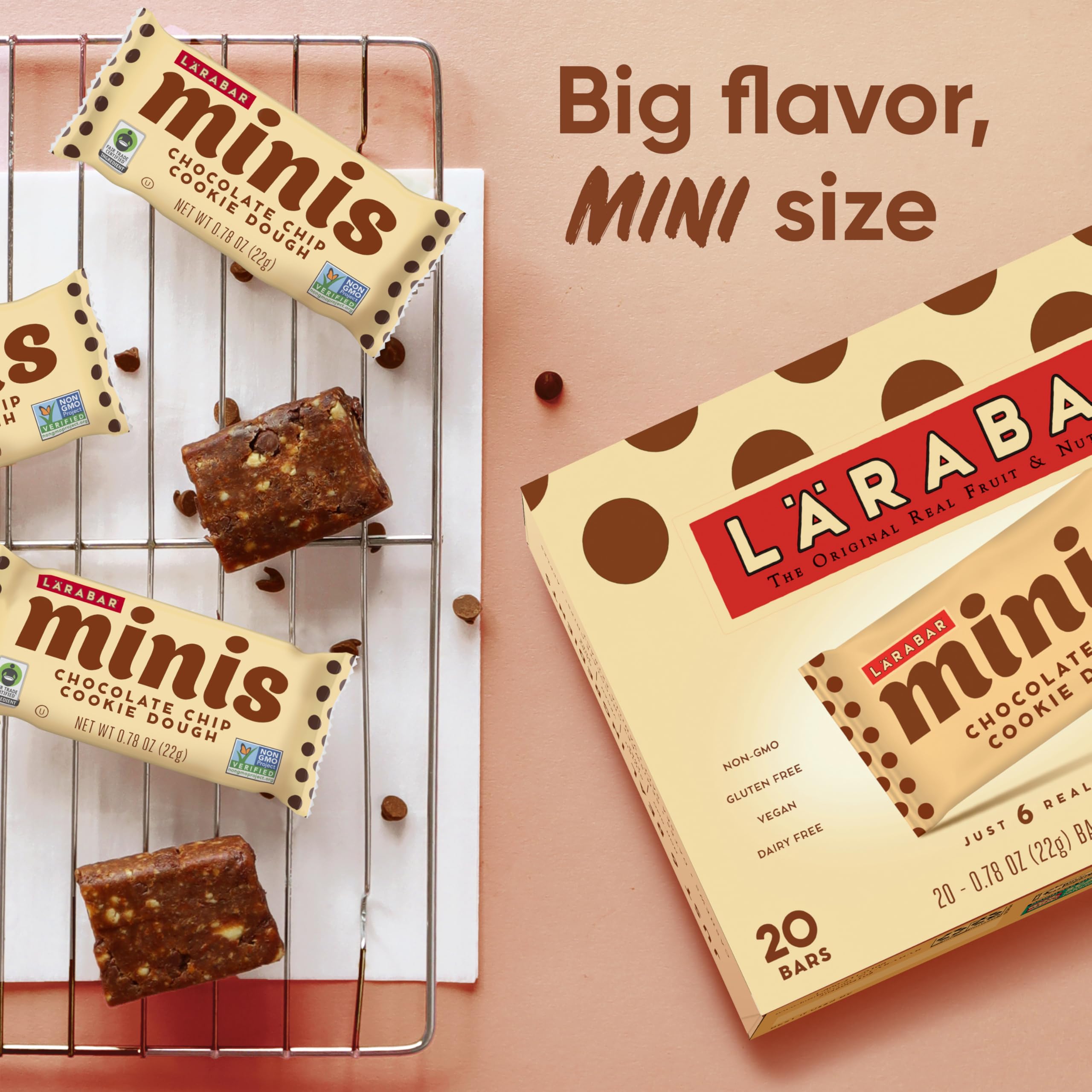 LÄRABAR mini bar bite shows chocolate chips and cashews.