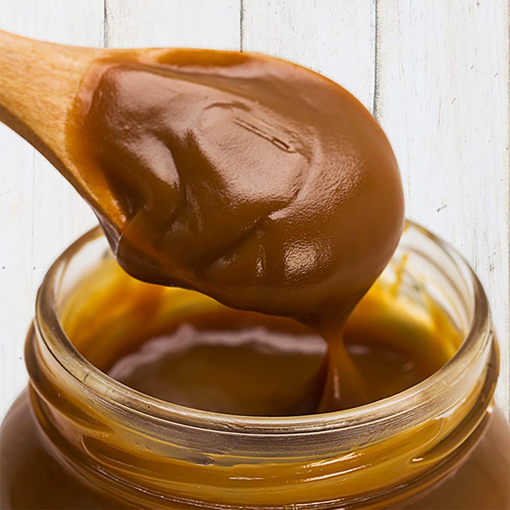 Las Quinas milk caramel jar side view; gluten-free and ready to inspire.