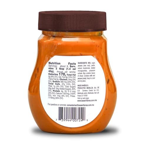 Gloria spreadable dulce de leche on pancakes for creamy sweetness