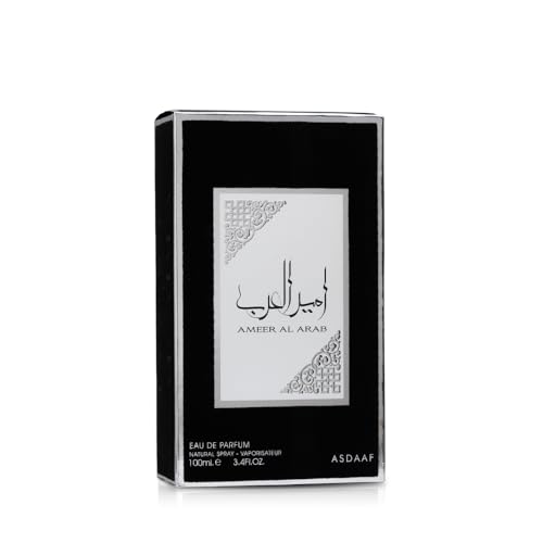 Lattafa Asdaaf Ameer Al Arab woody notes close-up highlighting base for evenings.