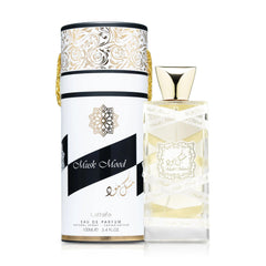 Lattafa Musk Mood spray action, quick refresh for any occasion.