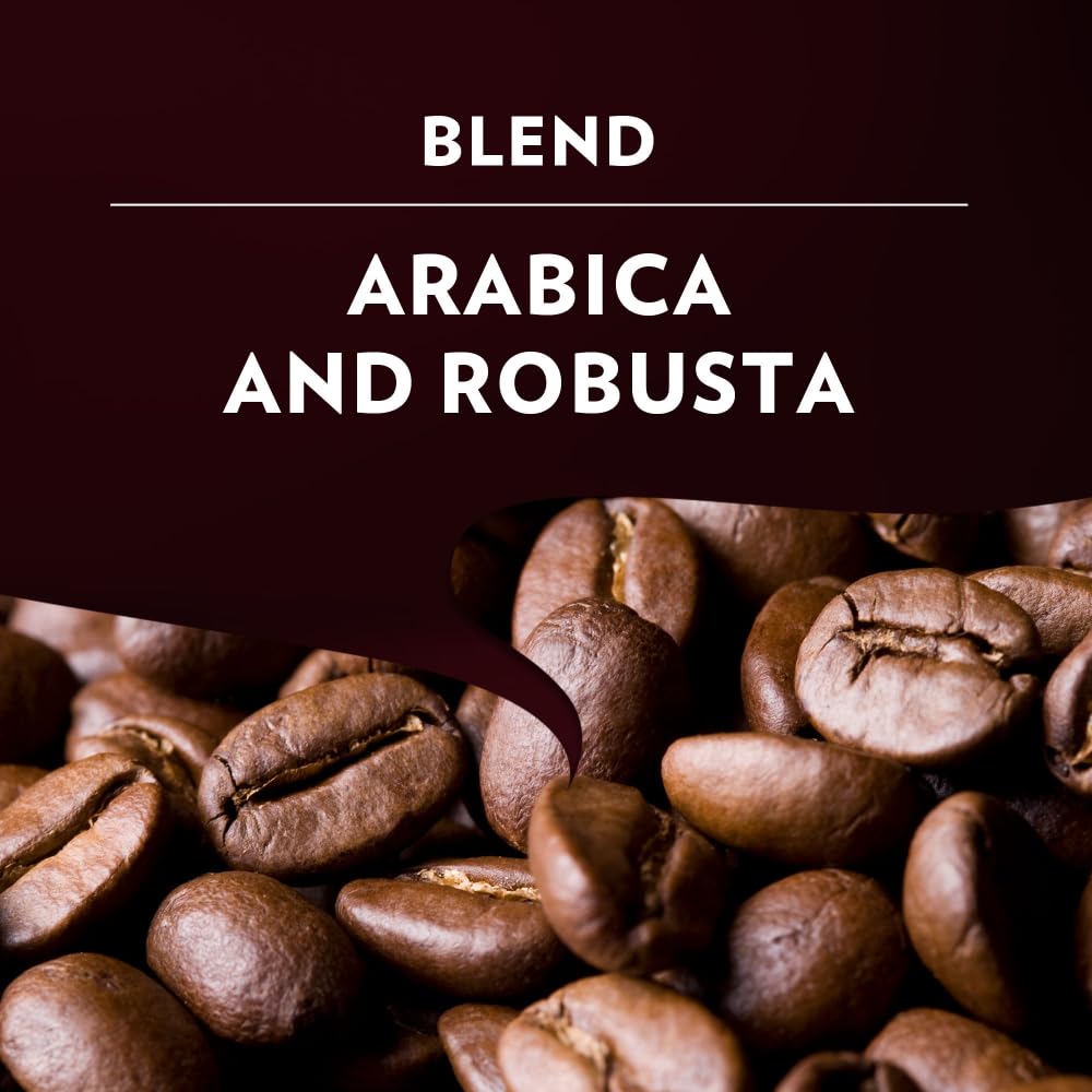 Lavazza Expert Classico capsules and espresso cup – ideal for espresso and milk drinks.