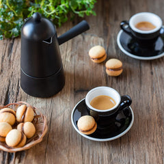 Lavazza Qualità Oro drip coffee brew from ground coffee.