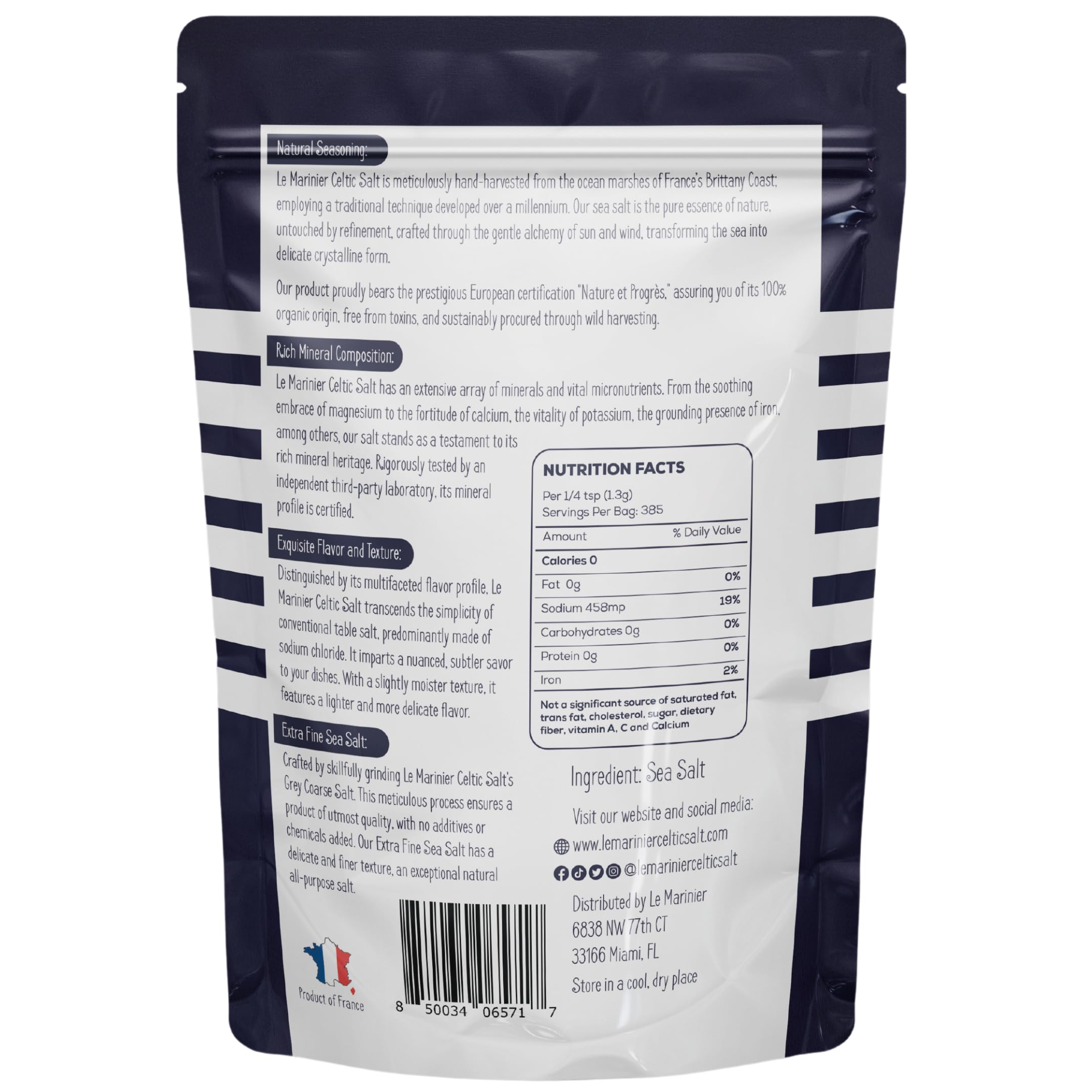 LE MARINIER Celtic Salt Extra Fine crystal closeup highlights subtle moisture and natural texture
