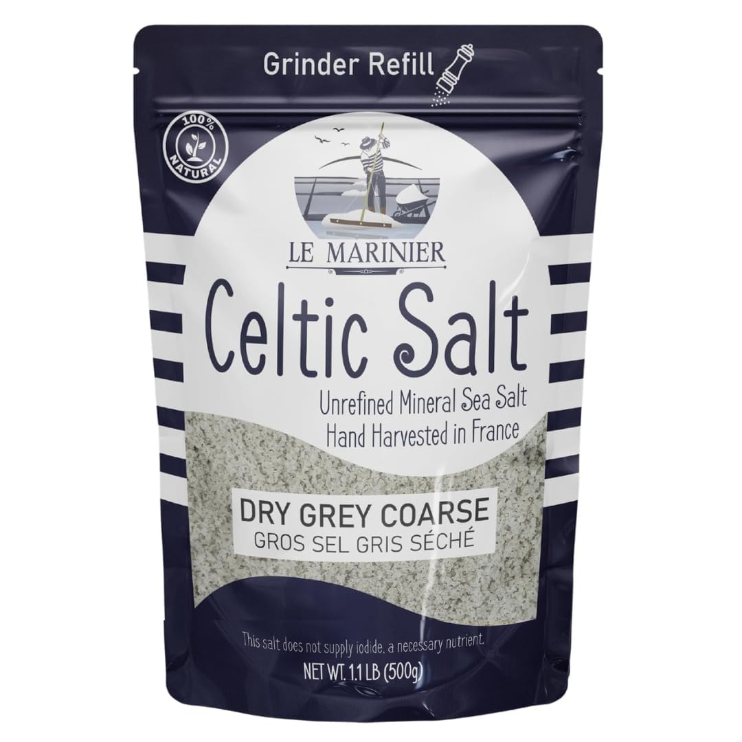 Le Marinier Dry Grey Coarse Salt crystals close-up, perfect for finishing dishes with nuanced flavor