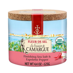 Le Saunier De Camargue fleur de sel Espelette chili 125g adds subtle heat to dishes