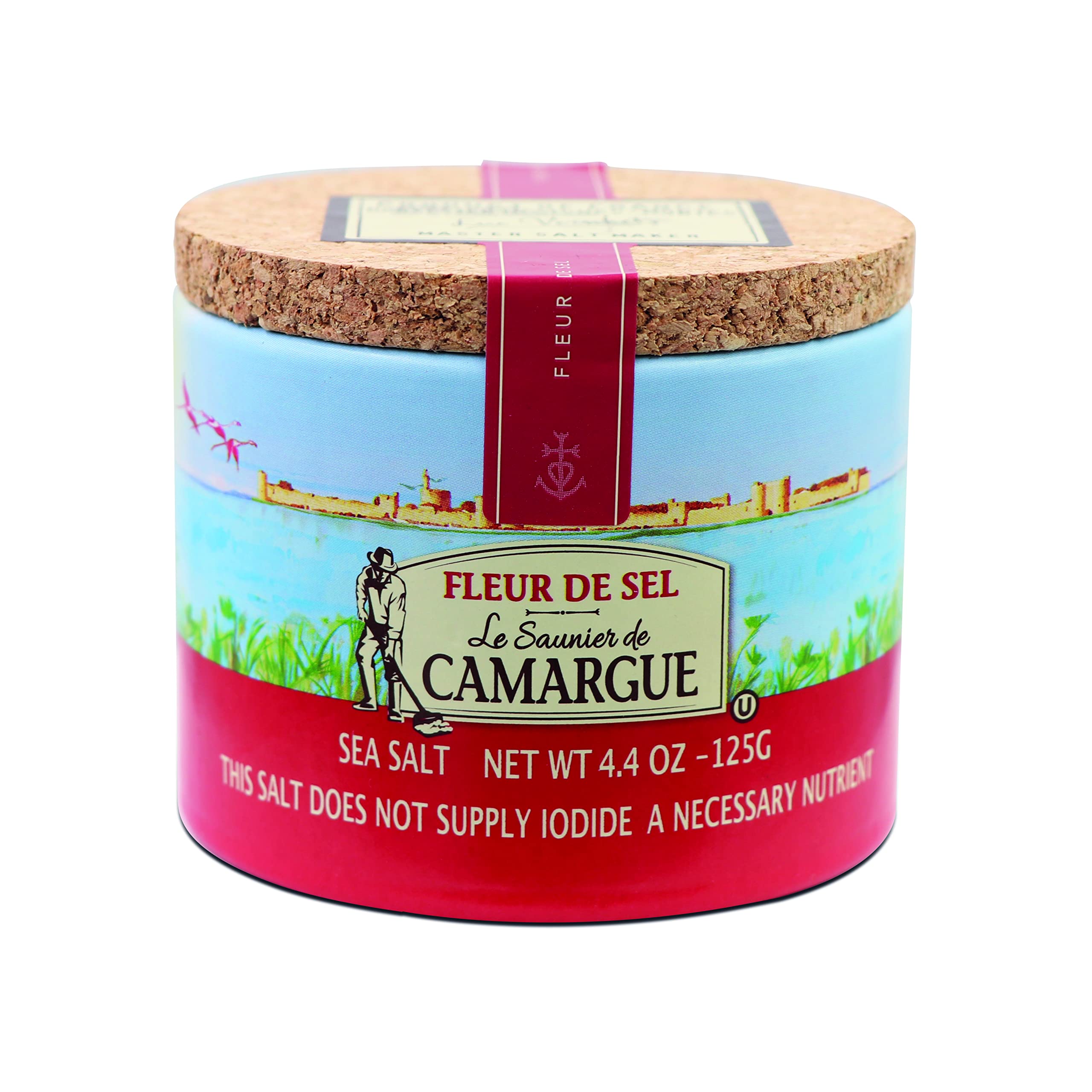 Le Saunier De Camargue Fleur de Sel flaky grains dancing on meat