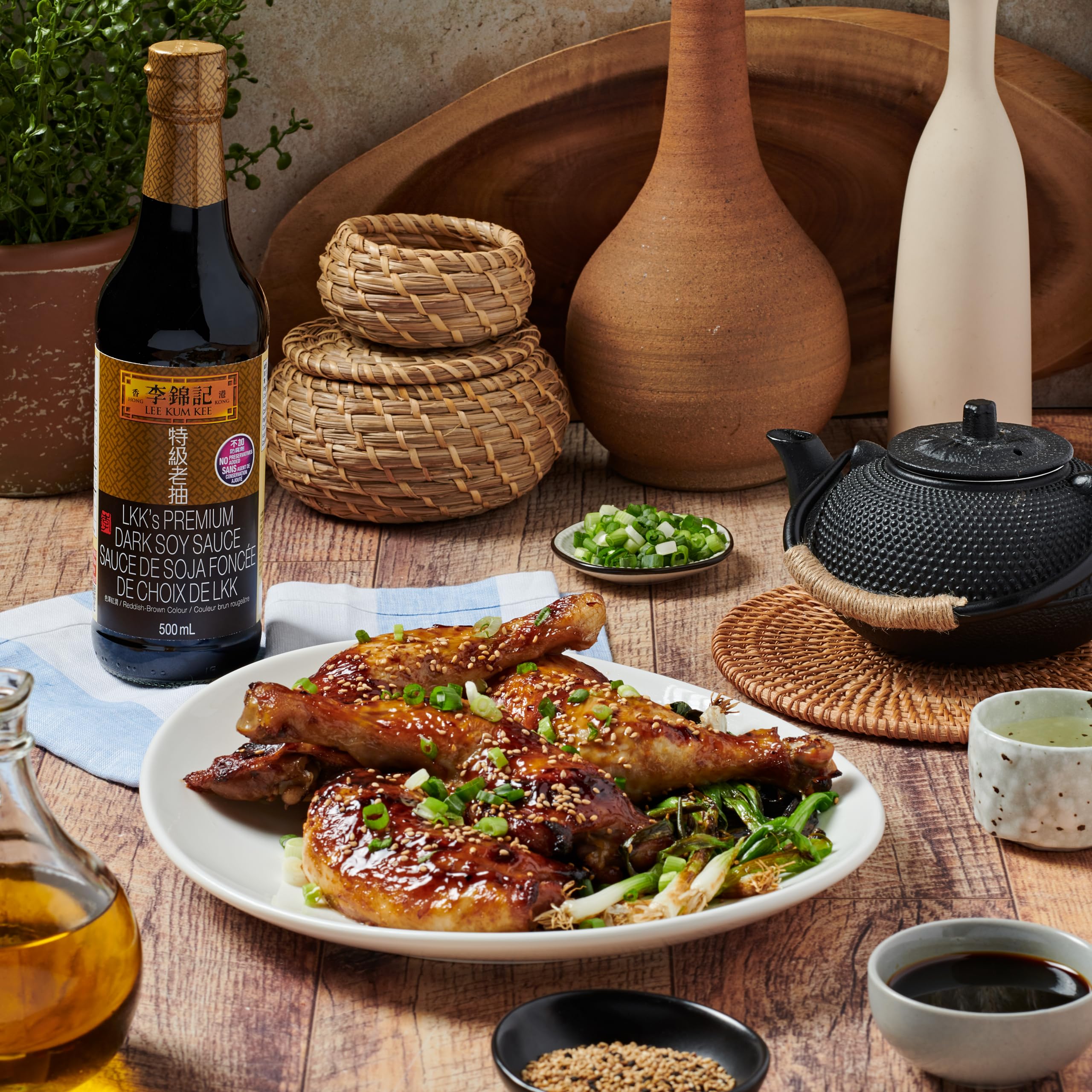 Rich color and mellow sweetness from Lee Kum Kee dark sauce enhances dishes.
