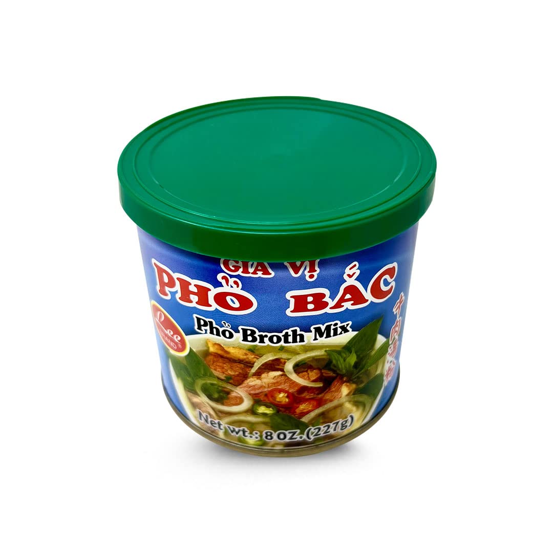 Lee Pho Broth Mix broth in bowl ready to enjoy