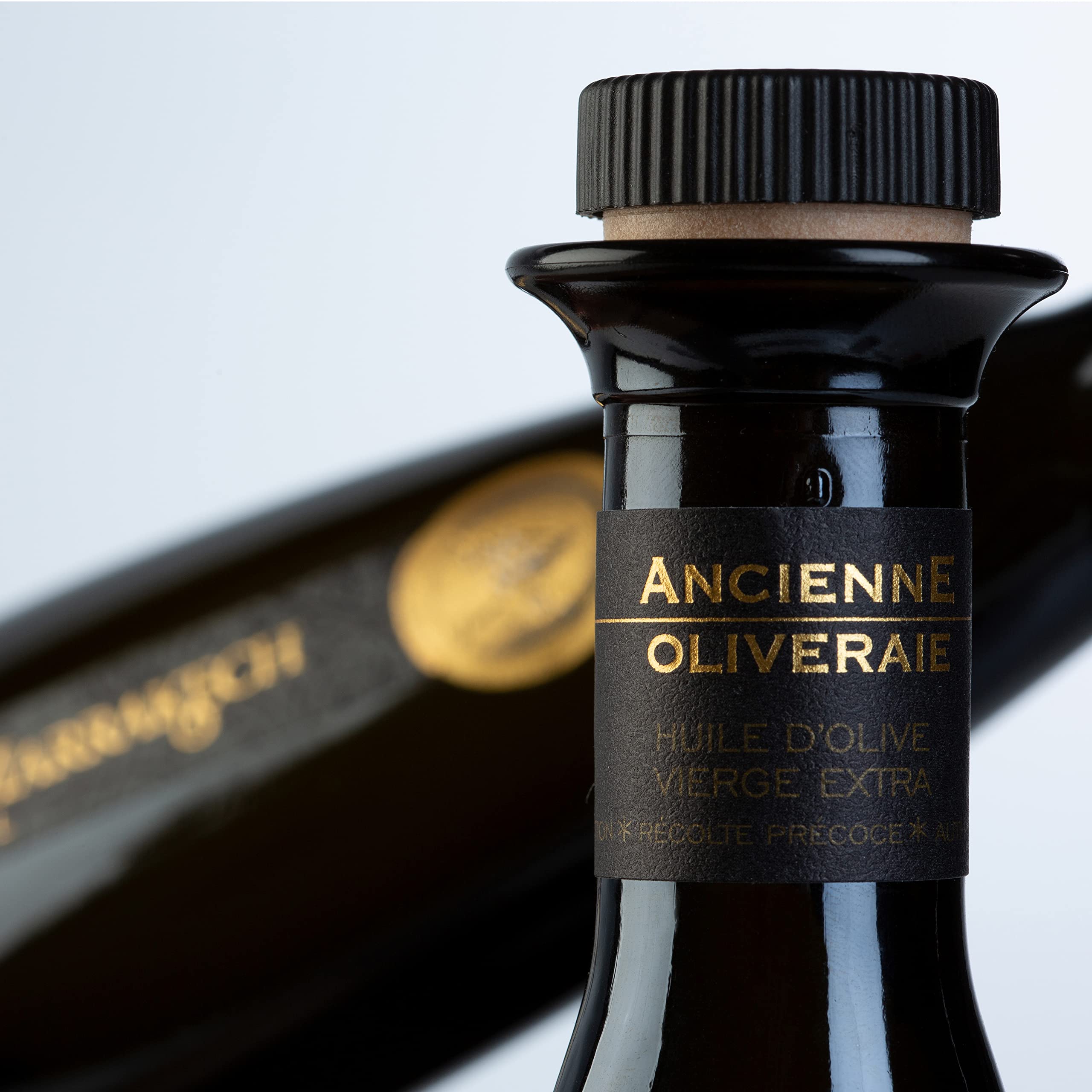 Les Terroirs De Marrakech packaging carbon neutral signals eco-friendly production.