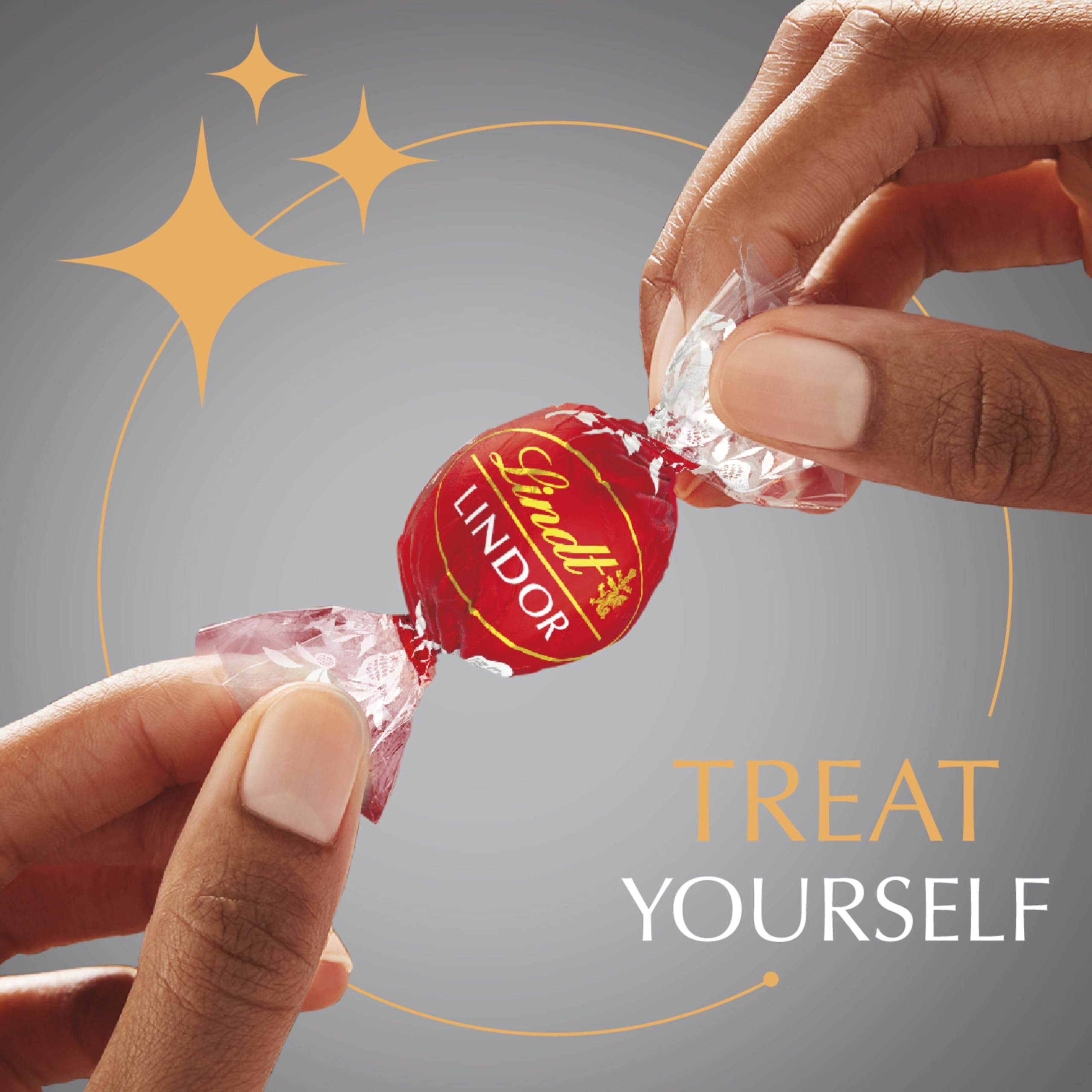 Lindt LINDOR gift bag presentation ideal for gifting occasions.