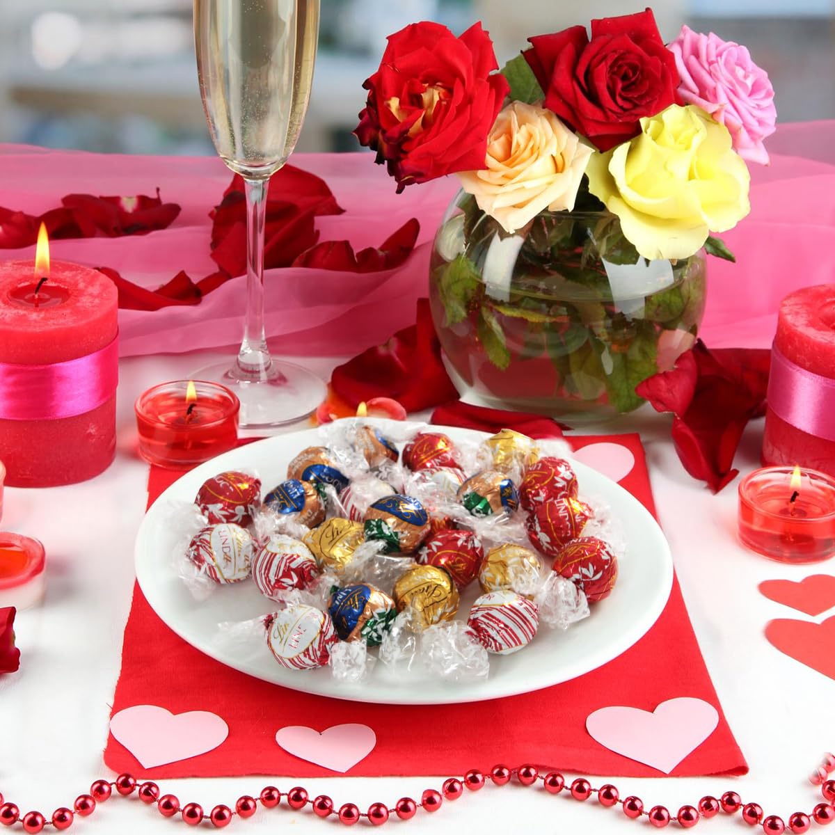 Lindt truffles center melt invites a luxurious, velvety mouthfeel.