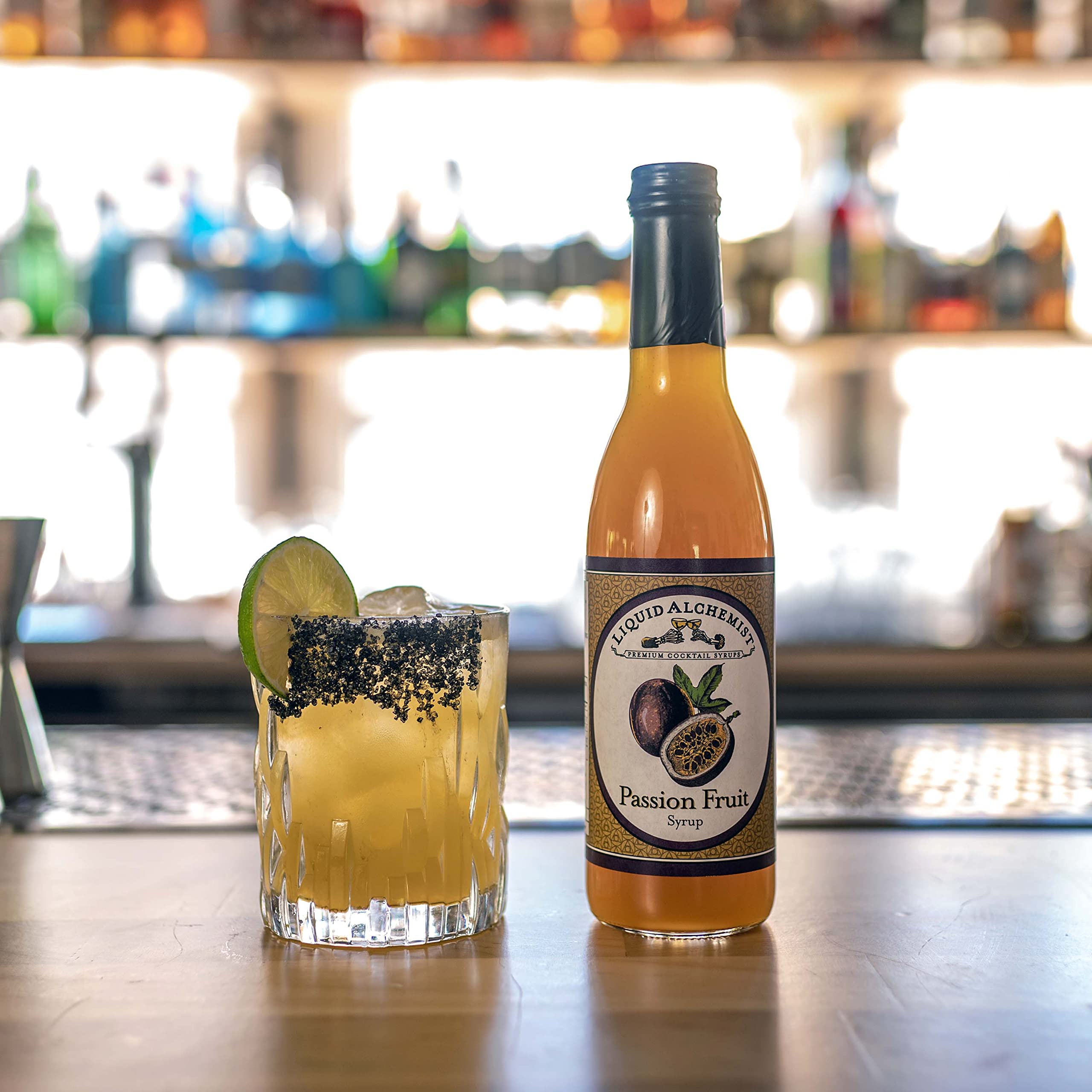 Gift-ready packaging suits cocktail lovers seeking natural ingredients.