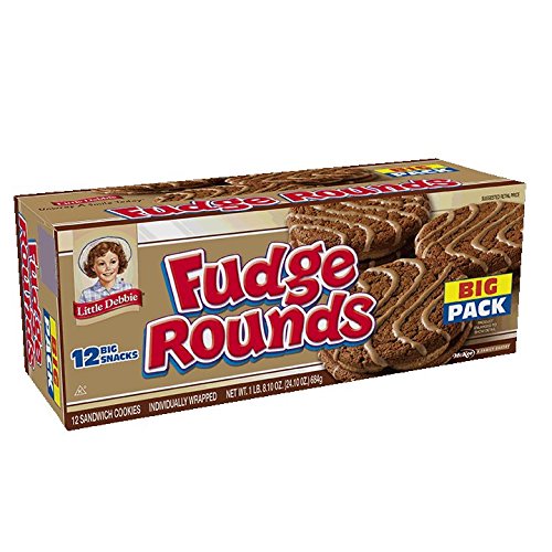 Serving idea: Little Debbie Fudge Rounds on a plate with drinks