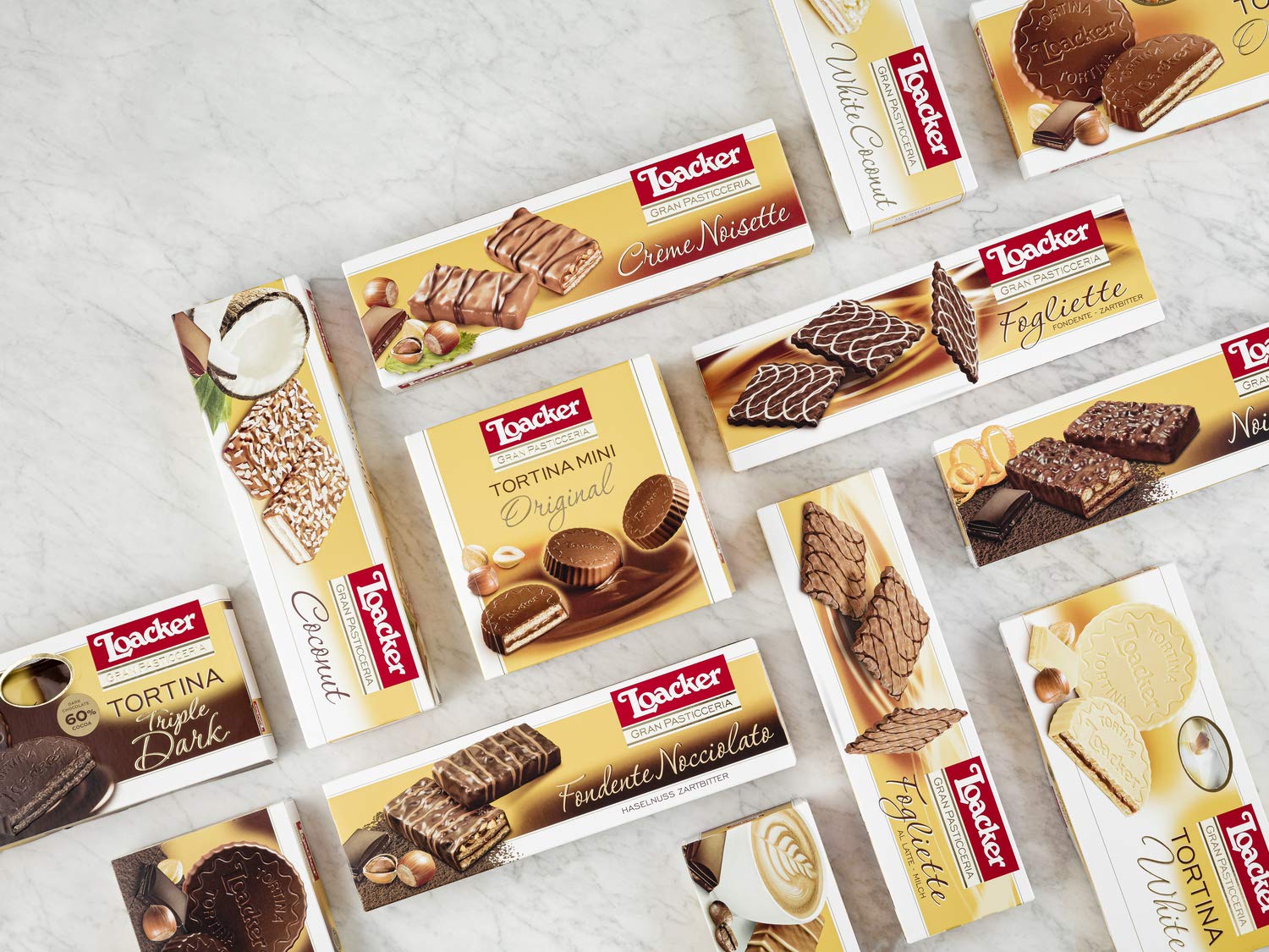 Loacker Gran Pasticceria Tortina Triple Dark ingredients display, highlighting quality cocoa.