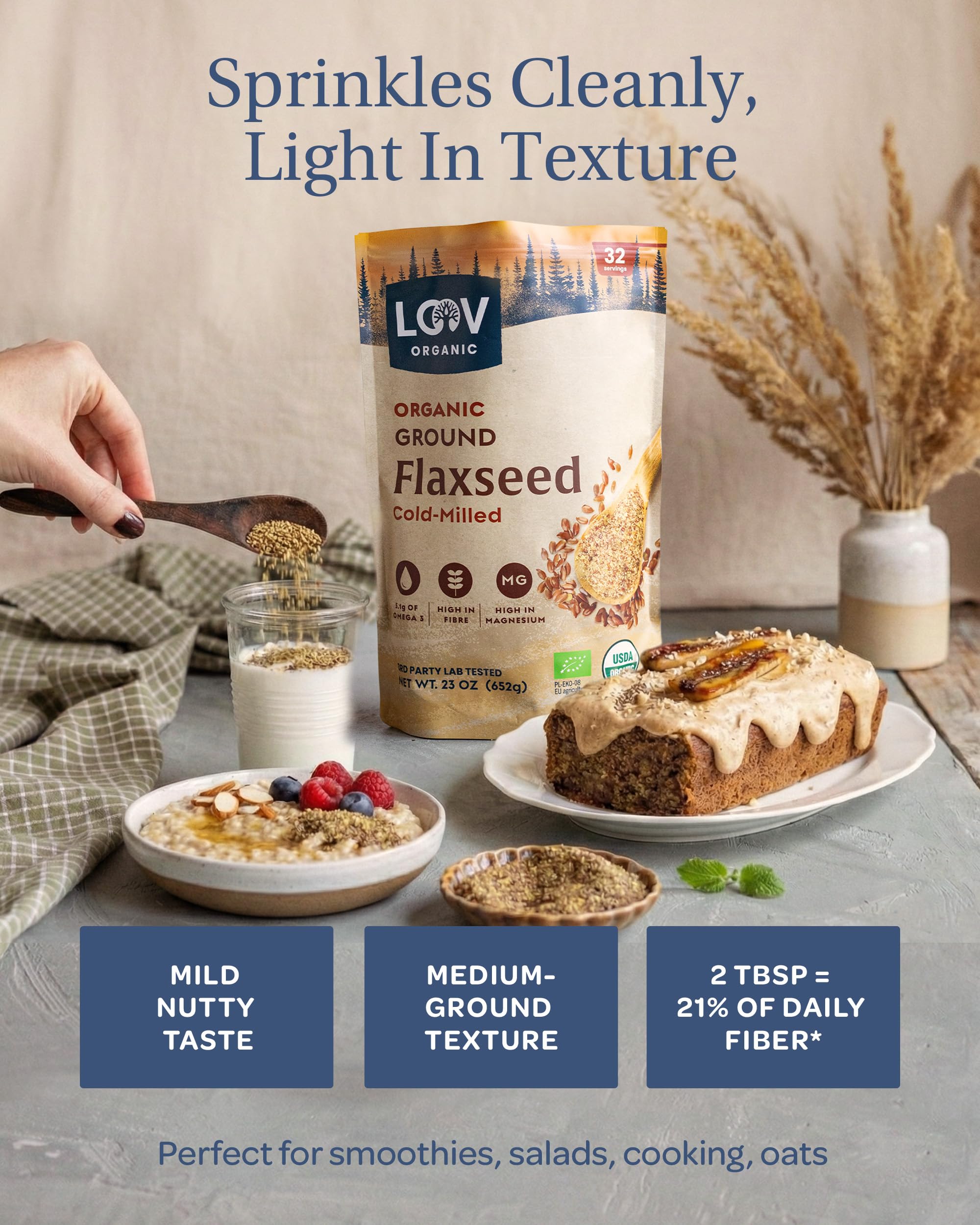 LOOV ground flaxseed added to smoothie for easy nutrition.