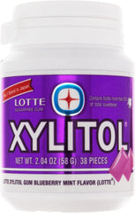Lotte Xylitol Blueberry Mint gum pack for fresh breath and cavity-friendly use