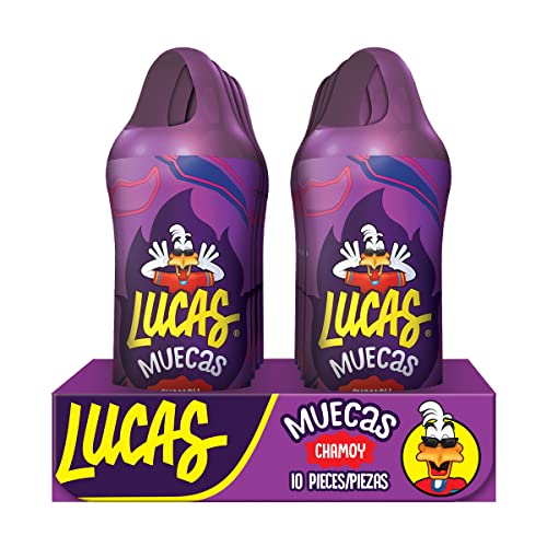 Lucas Muecas Chamoy Lollipop 10-pack on display, party-ready.
