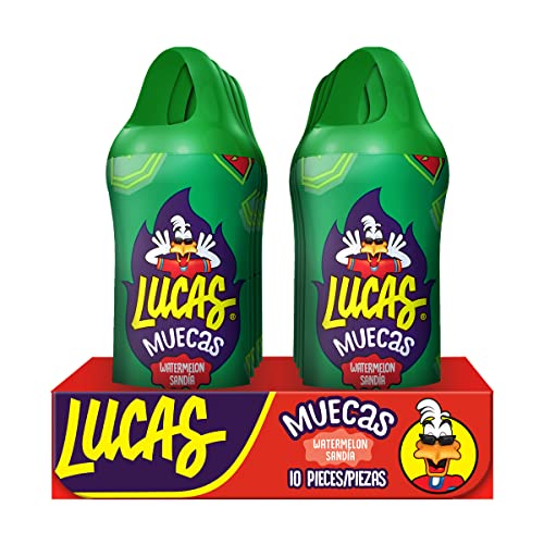 Lucas Muecas chili powder dust detail on lollipop showing spicy-sweet flavor.