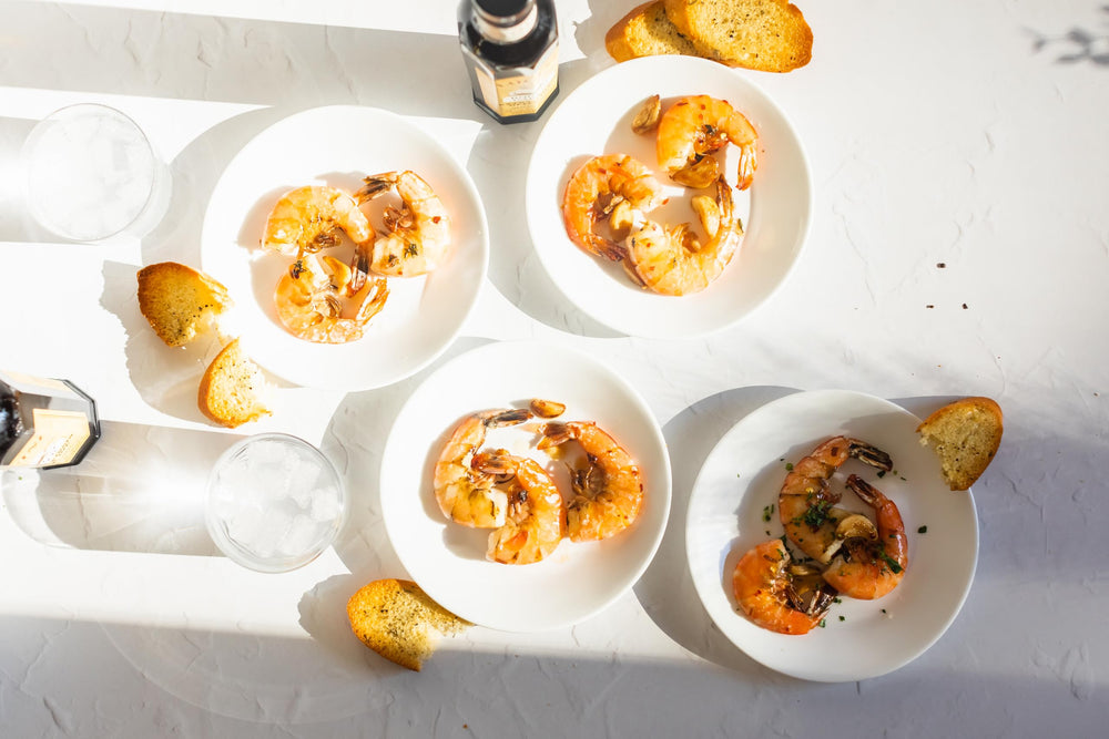 Lucini Everyday EVOO pours into a hot pan for sautéing.