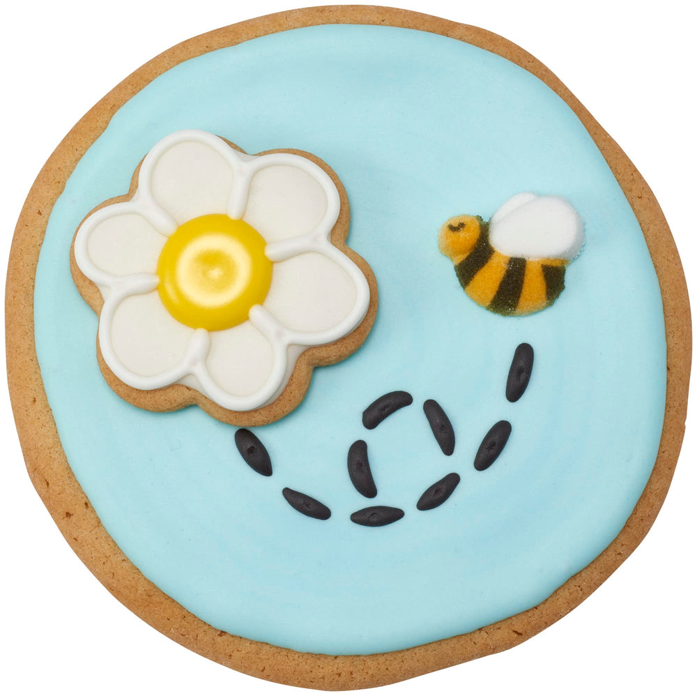 Lucks Dec-Ons sugar toppers stay vibrant through freezing and thawing.