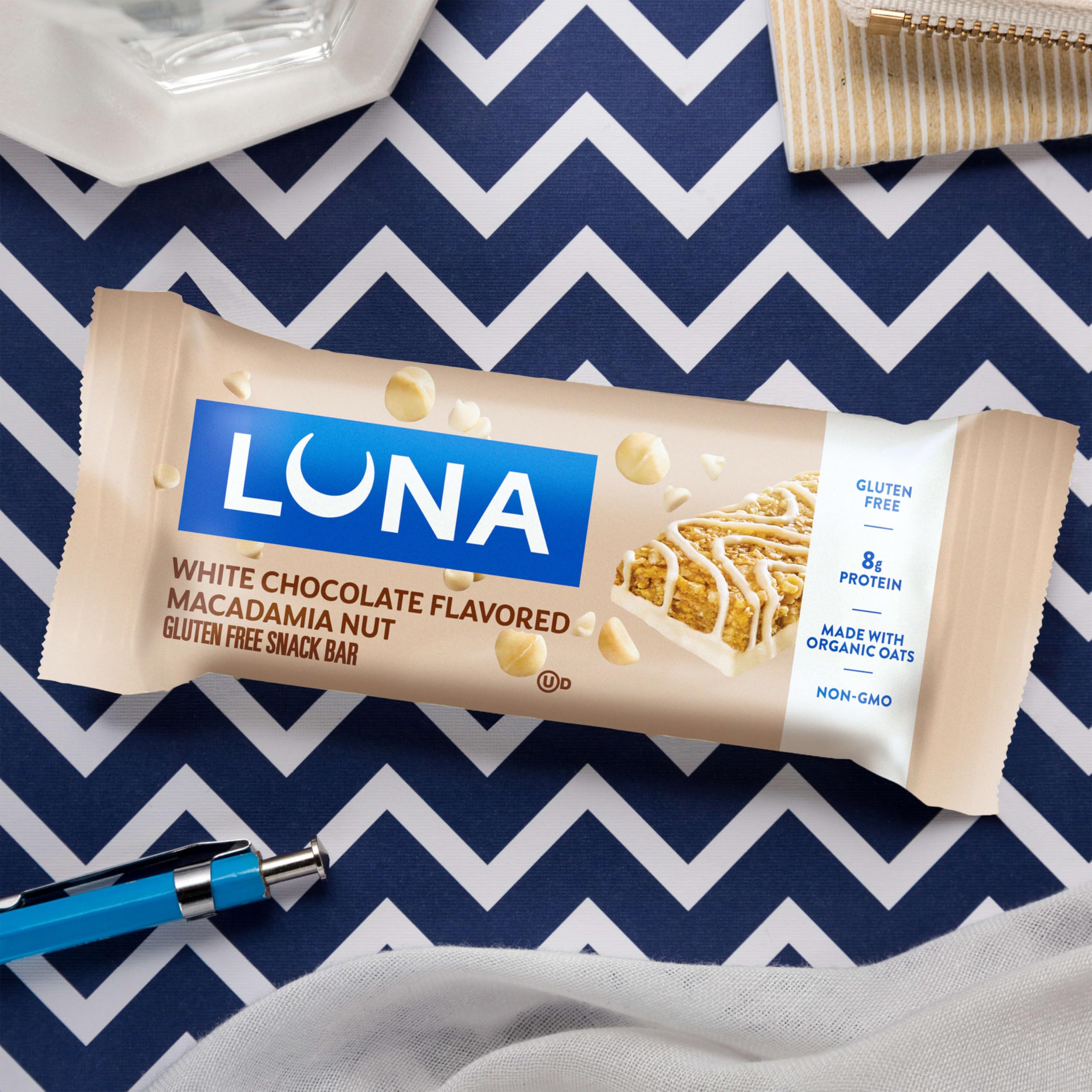 Luna Bar gluten-free non-GMO label highlights dietary preferences.