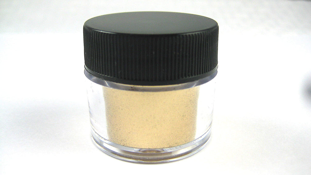 Luxe Cake 24K Gold Dust on fondant adds deep metallic color with shimmer