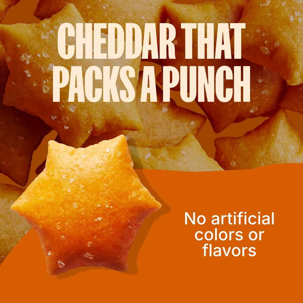 MadeGood Cheddar Star Puffed Crackers served as a kid-friendly lunchbox snack.