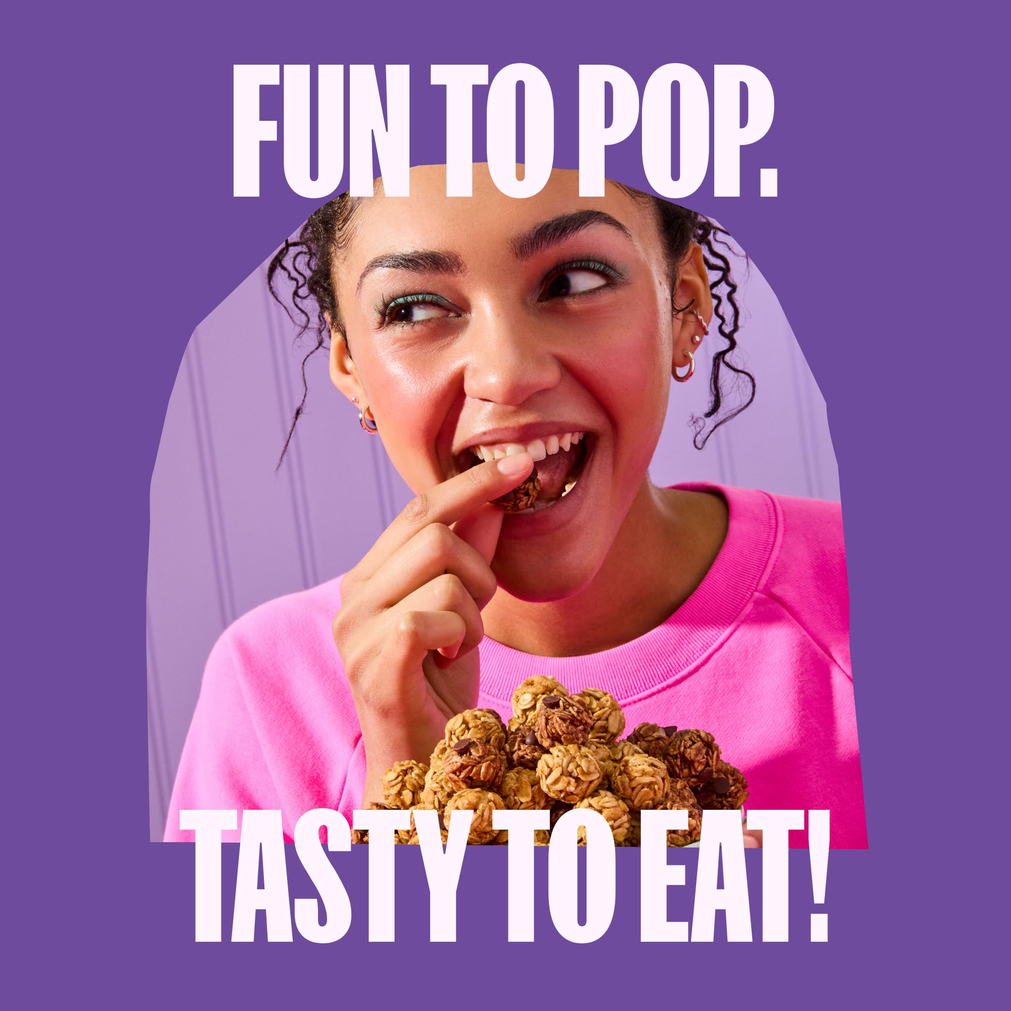 MadeGood Granola Minis kid-friendly snack for lunchboxes and after-school munching.