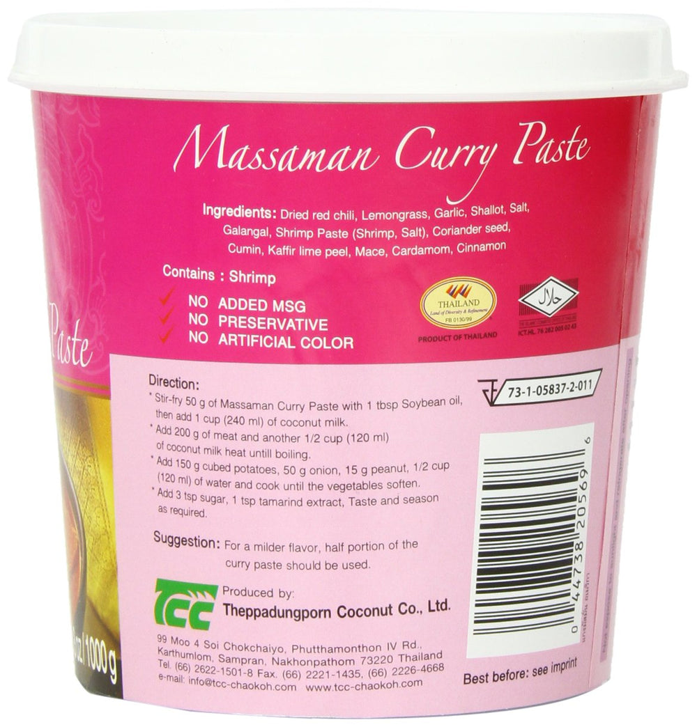 Mae Ploy Massaman paste resealable tub enabling easy portioning and storage