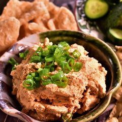 Magic Seasoning Blends salt-free vegetable seasoning livens veggies naturally.
