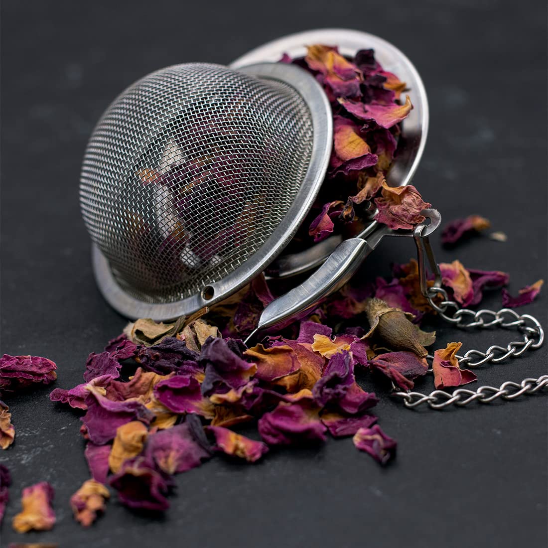 MagJo Naturals from the Faiyum Oasis harvest for premium flavor and aroma.