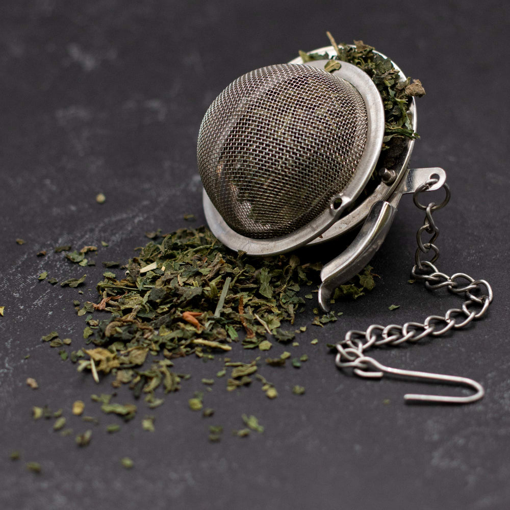 MagJo bulk nettle tea ready for bulk brewing and tea blends