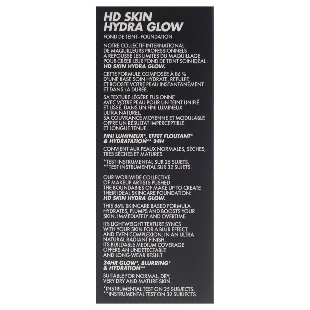 Make Up For Ever HD Skin Hydra Glow on-skin application—smooth, even coverage.