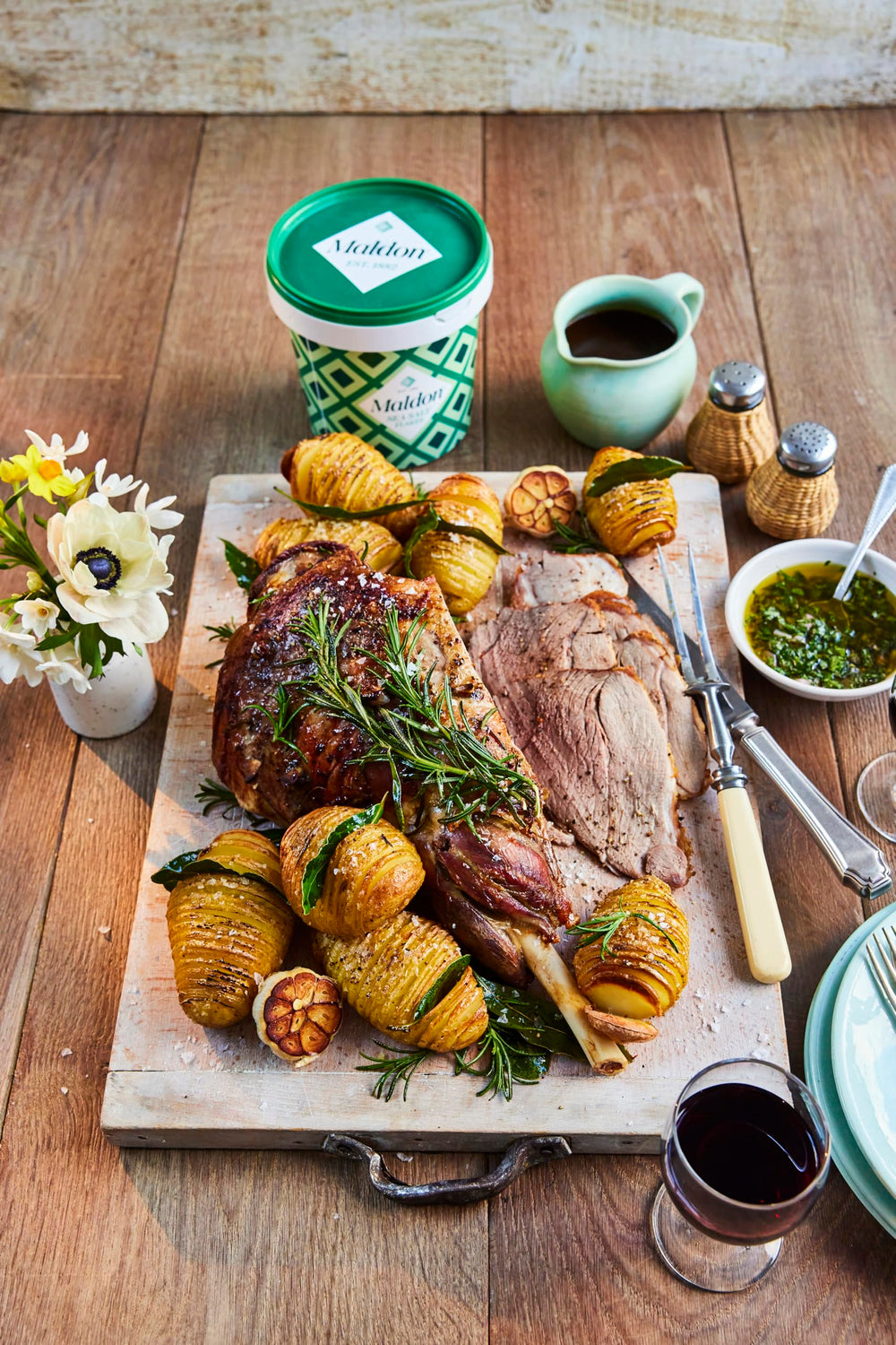 Maldon Salt flakes packaging reveals easy reseal and freshness.