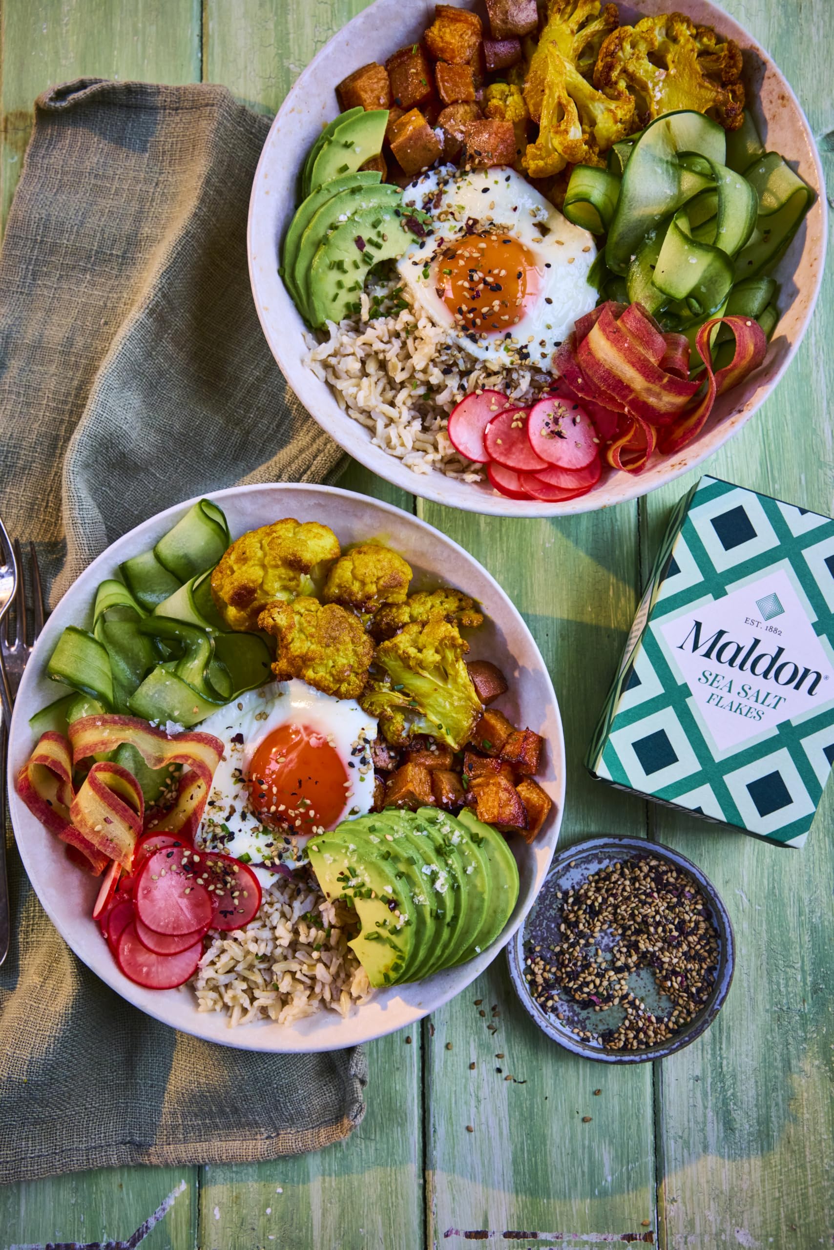 Maldon Sea Salt Flakes salad topping enhances color and flavor