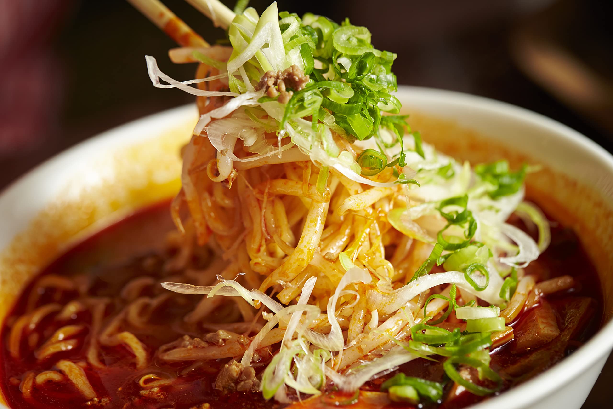 MAMA ramen prep in pot showing quick 3-minute cook