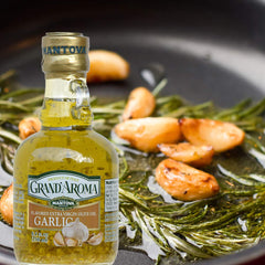 Mantova Garlic Grand'Aroma olive oil garlic infusion elevates garlic aroma in dishes.