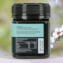 Manuka Hunters jar view shows 8.8oz capacity and pure sweetness