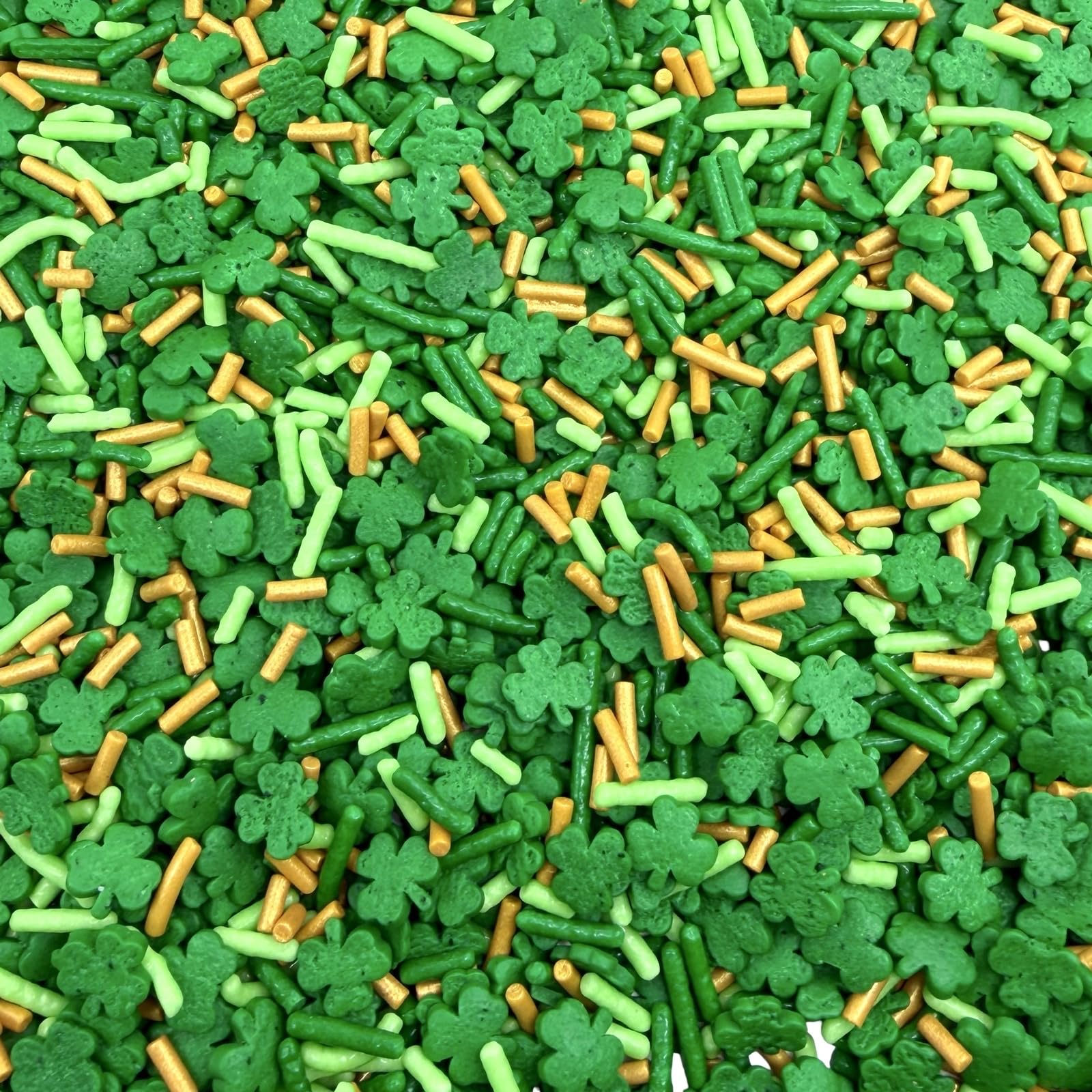 Manvscakes St Patrick’s Day greens elevate cookies and cupcakes.