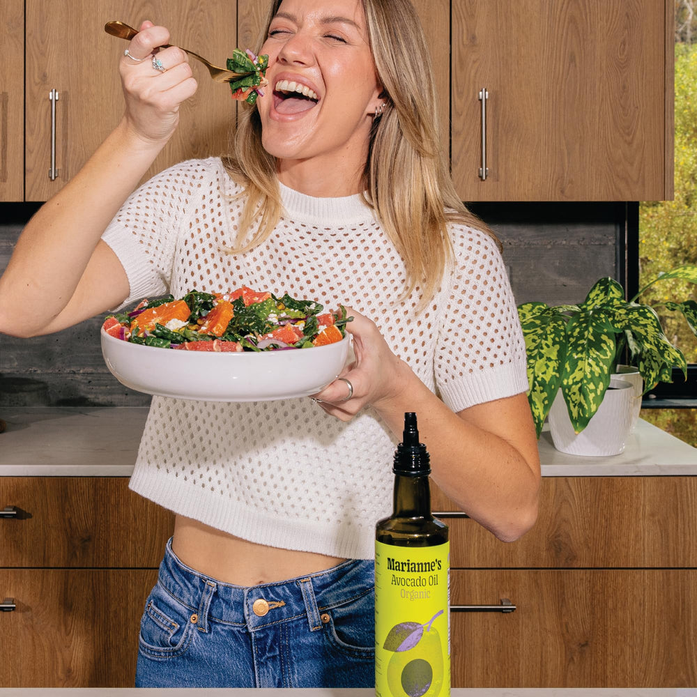Marianne's Harvest bottle pop-spout enables easy pouring.