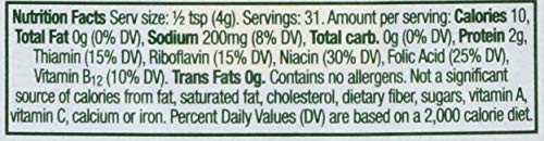 Marmite on crispbread with cottage cheese for a protein-rich bite