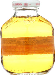 Martinelli's Gold Medal label close-up, signaling quality and classic taste.