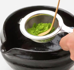 Marukyu Koyamaen matcha packaging bag highlighting freshness and storage.