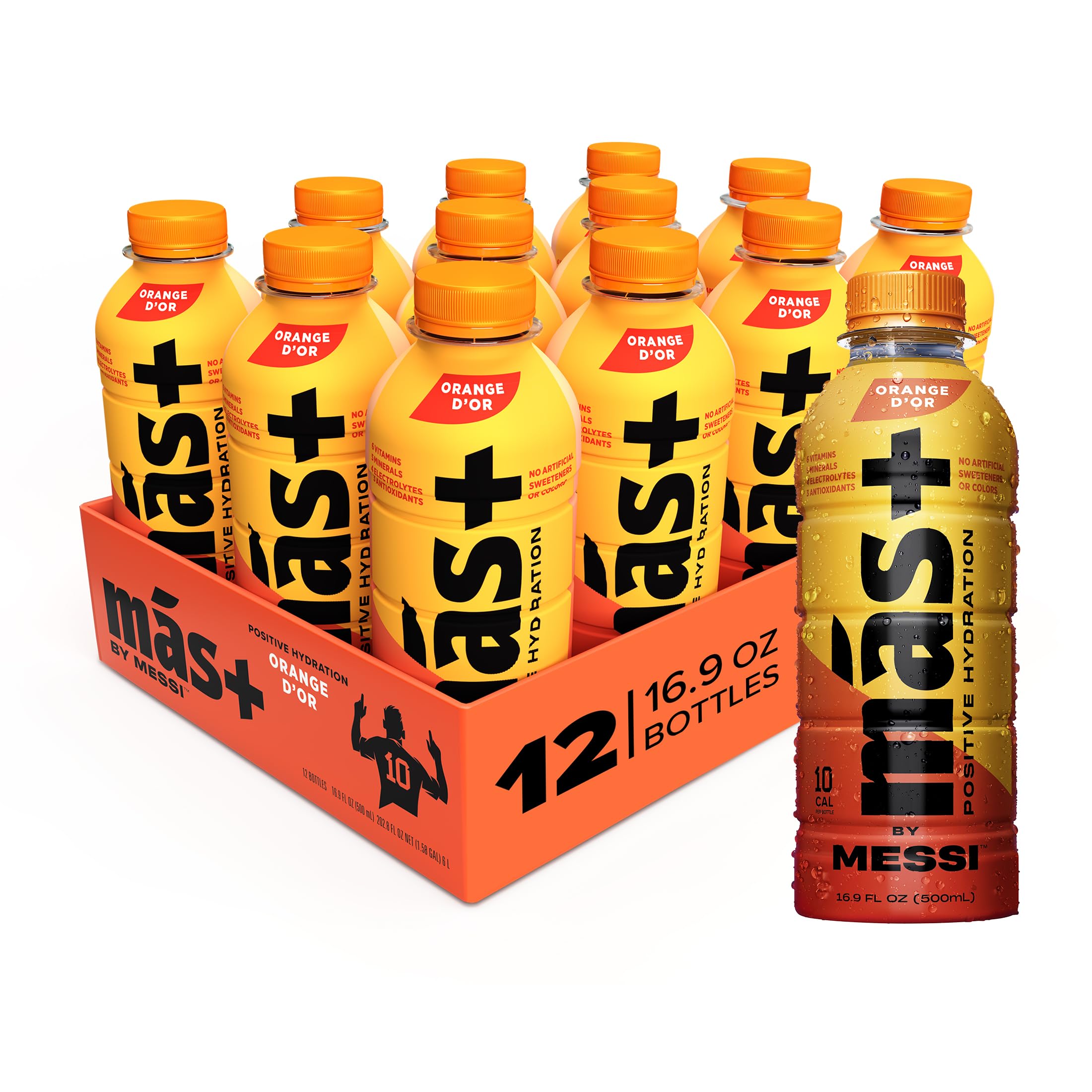 Más+ by Messi Orange d’Or bottle pour for refreshing on-the-go hydration.